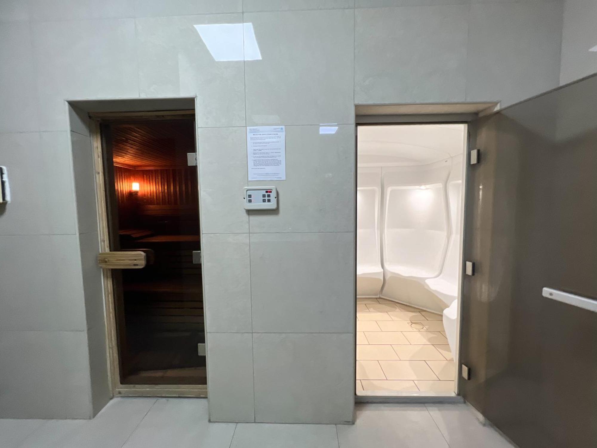 Spacious 2 Bed Apt At Marina High Floor Dubai Bagian luar foto