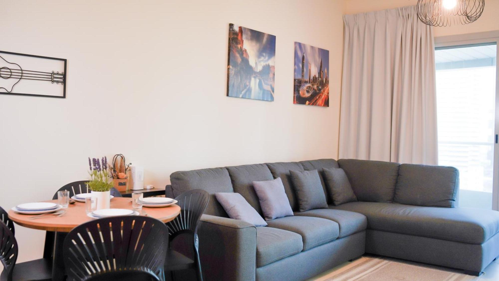 Spacious 2 Bed Apt At Marina High Floor Dubai Bagian luar foto