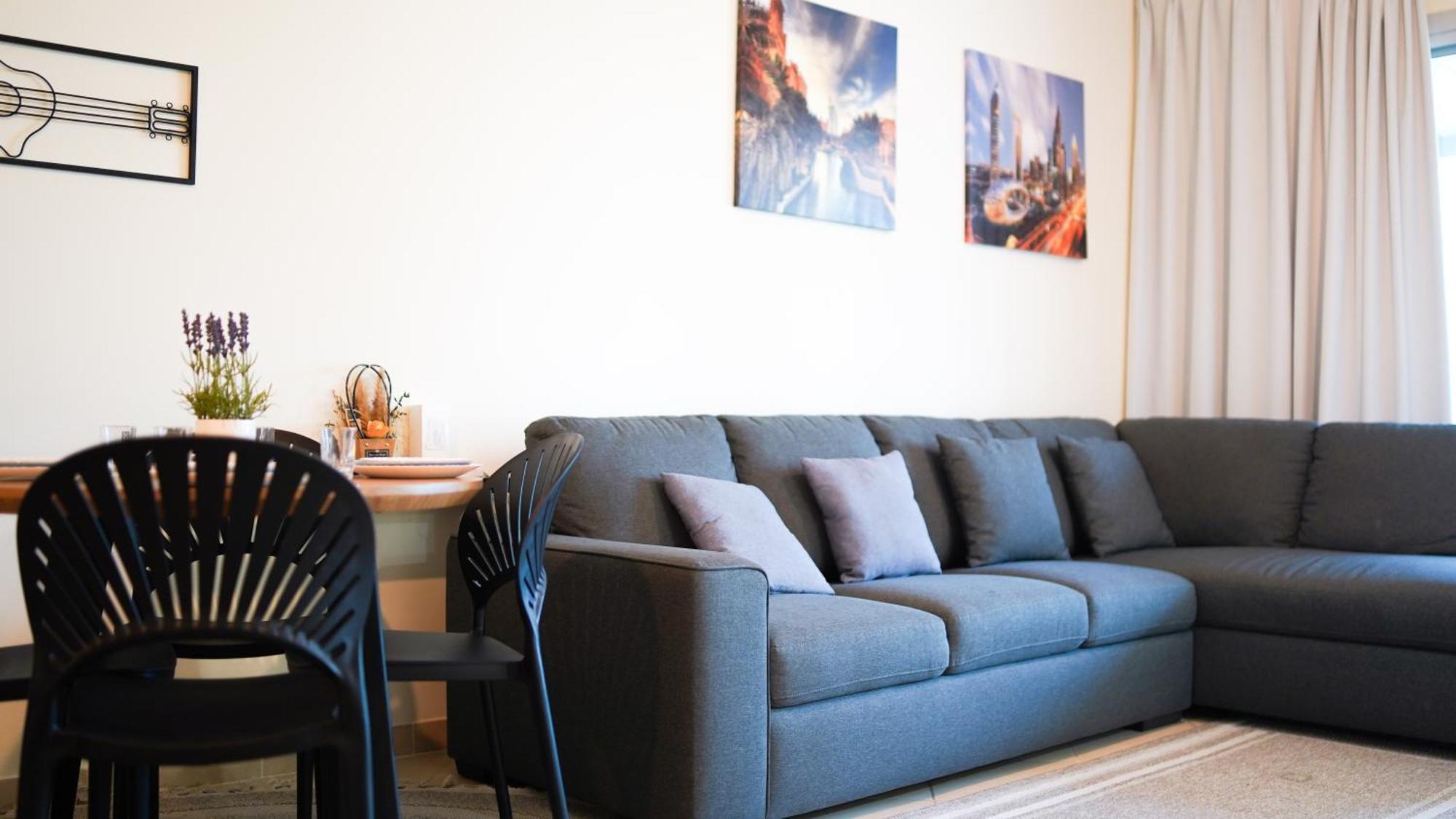Spacious 2 Bed Apt At Marina High Floor Dubai Bagian luar foto