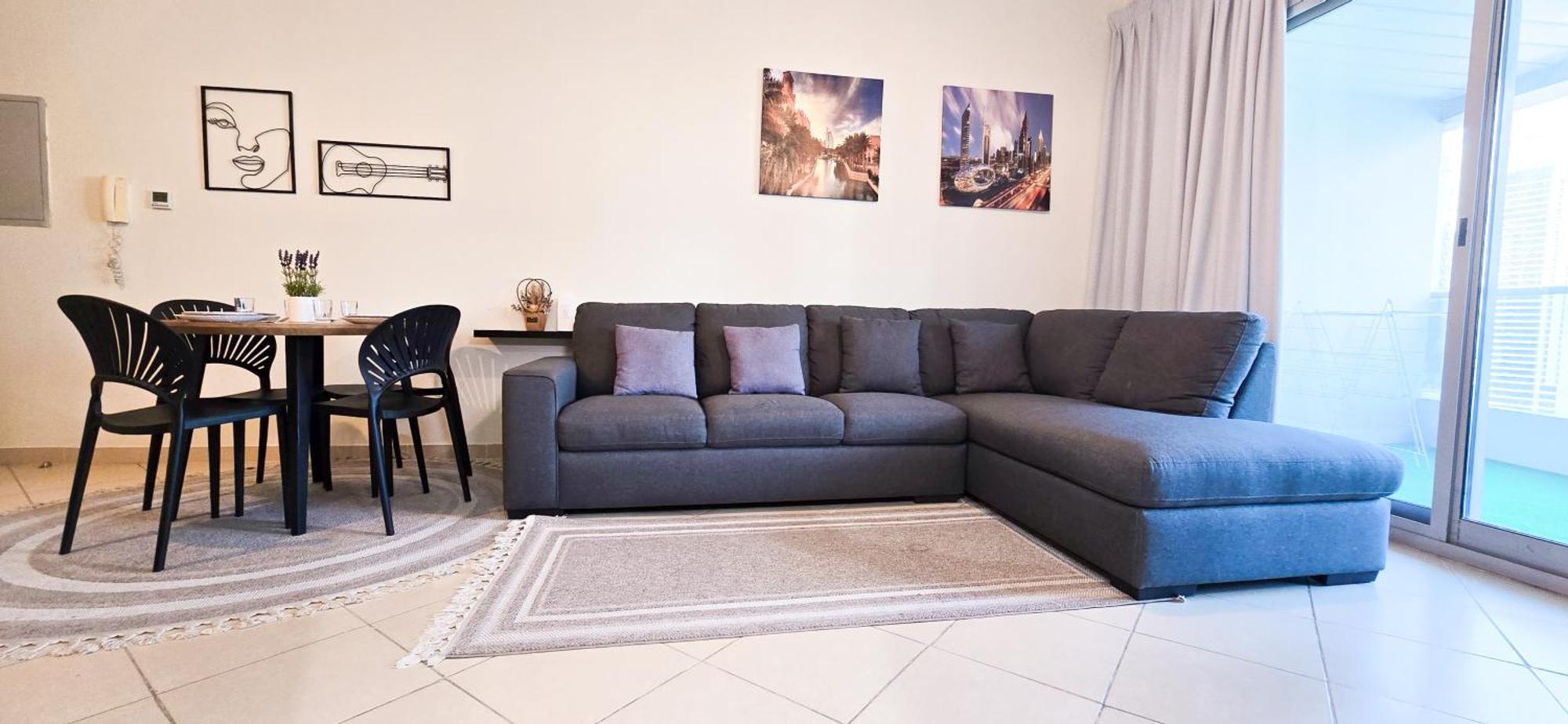 Spacious 2 Bed Apt At Marina High Floor Dubai Bagian luar foto