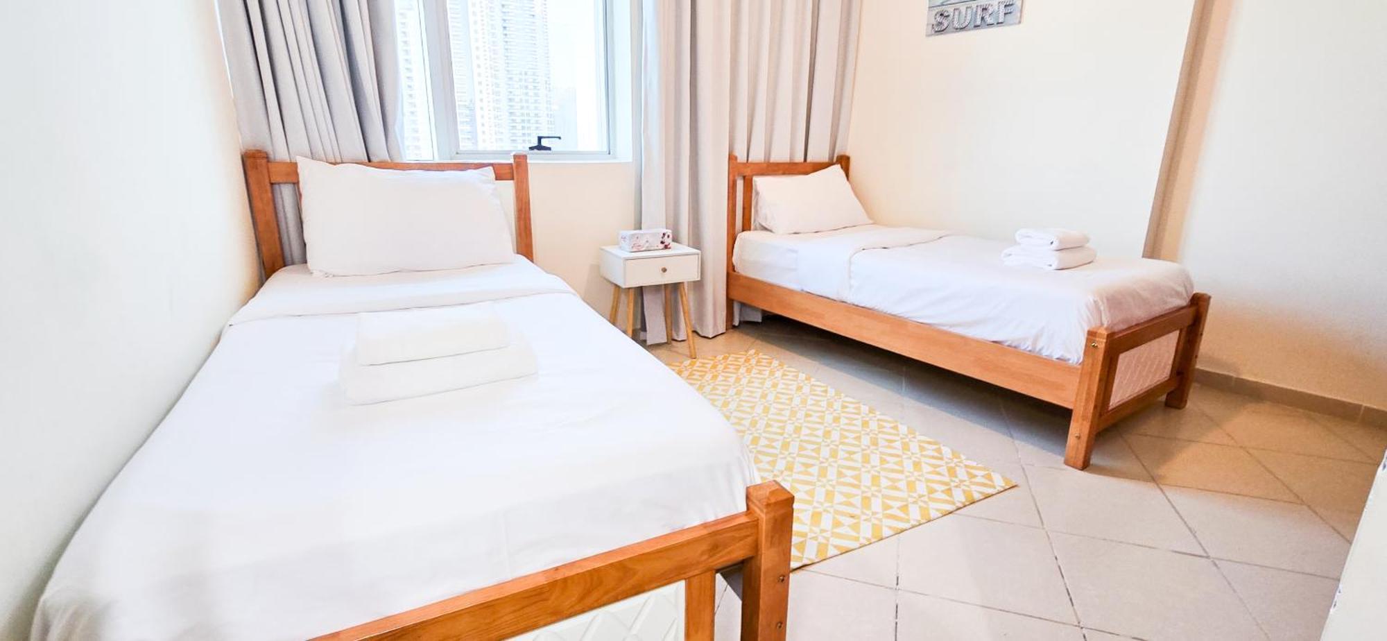 Spacious 2 Bed Apt At Marina High Floor Dubai Bagian luar foto