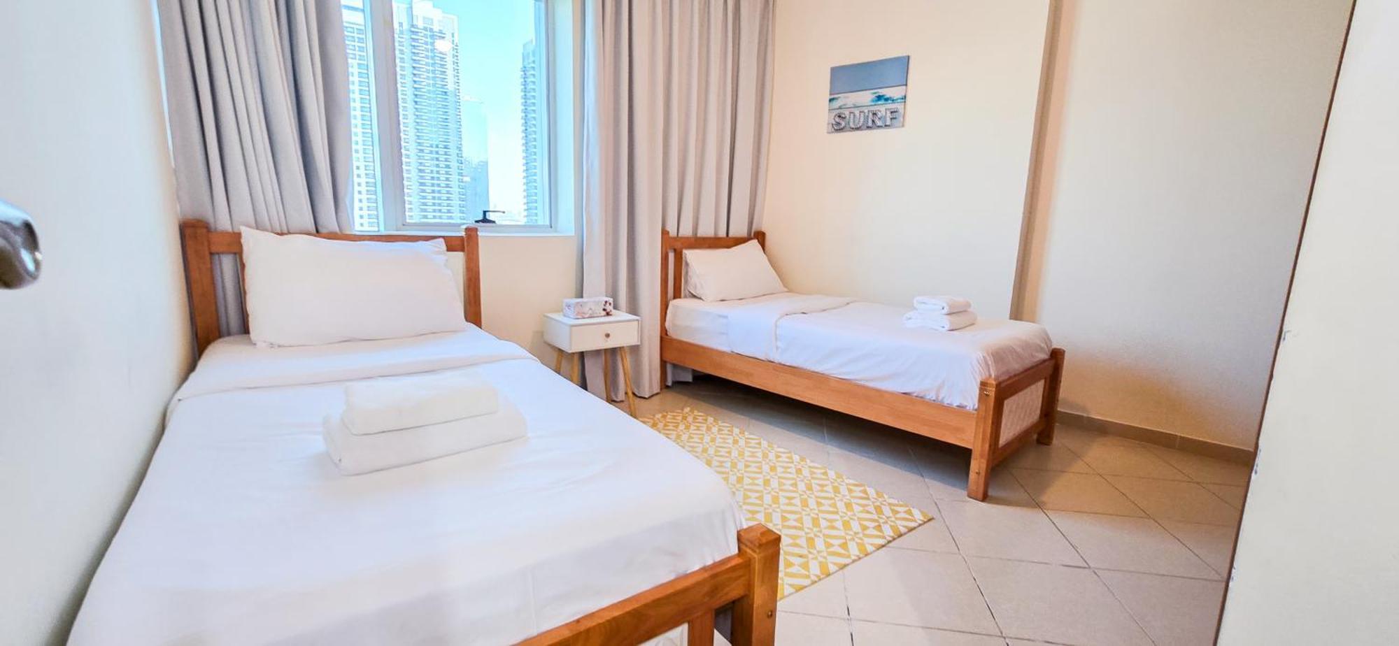Spacious 2 Bed Apt At Marina High Floor Dubai Bagian luar foto